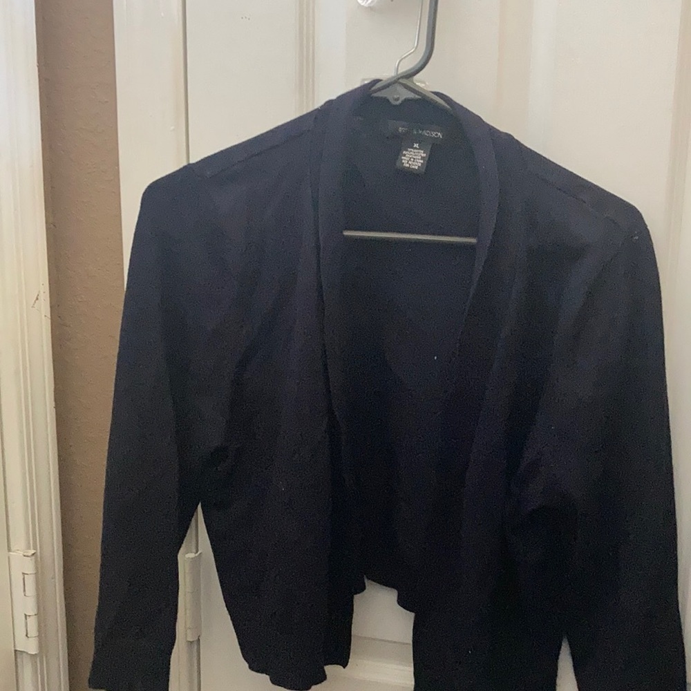 FINAL MARKDOWN 89th & Madison cropped cardigan xl